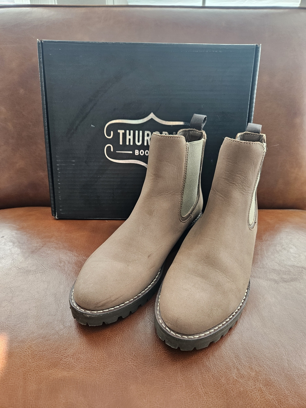Thursday Boot Company Women’s Legend Chelsea Boots Size 6.5